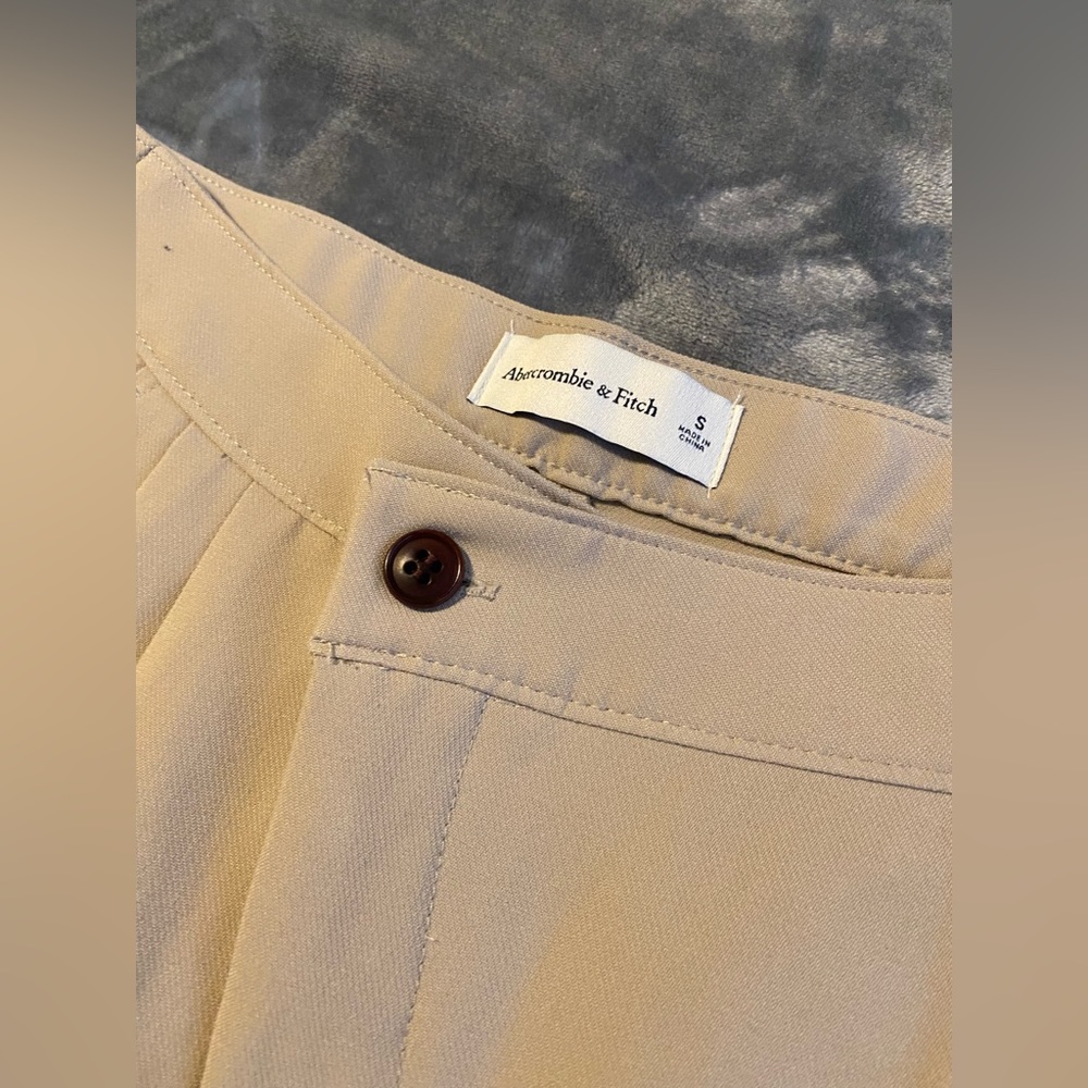 High Rise Taper Pant - Picture 3 of 3